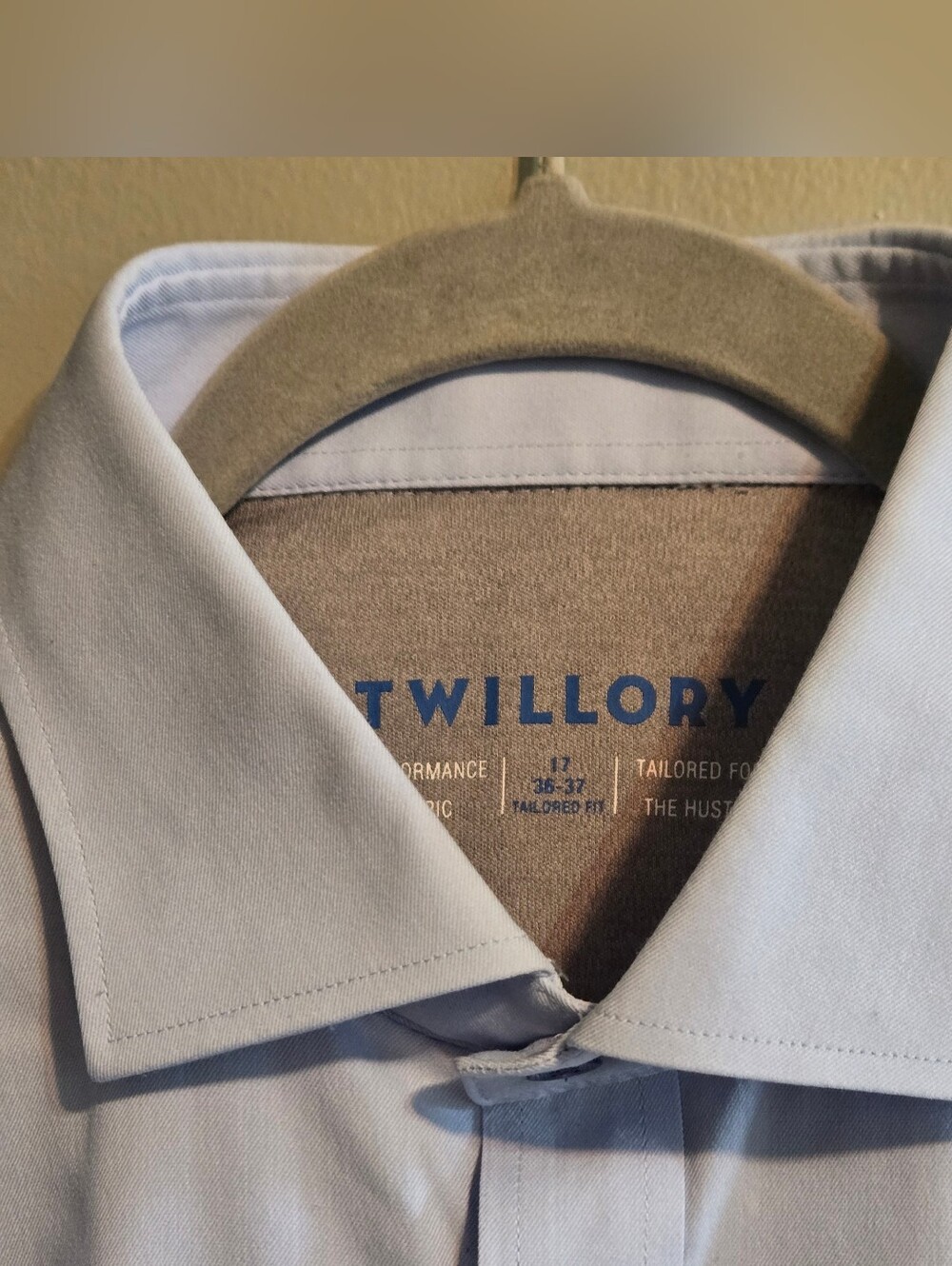 Twillory Tailored Fit dress shirt Performance Fabric- 17x36/370